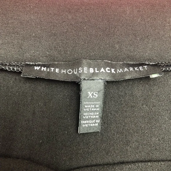 ⭐️NEW⭐️White House Black Market Black Boat Neck Bell Sleeves Top with buttons - Picture 7 of 9